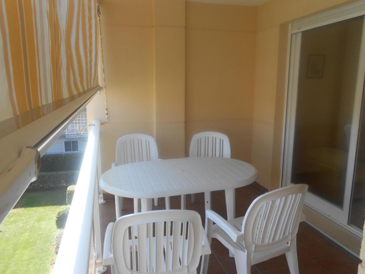 Solmar II Solo Familias Serviplaya ปลายา เด เซราโก ภายนอก รูปภาพ