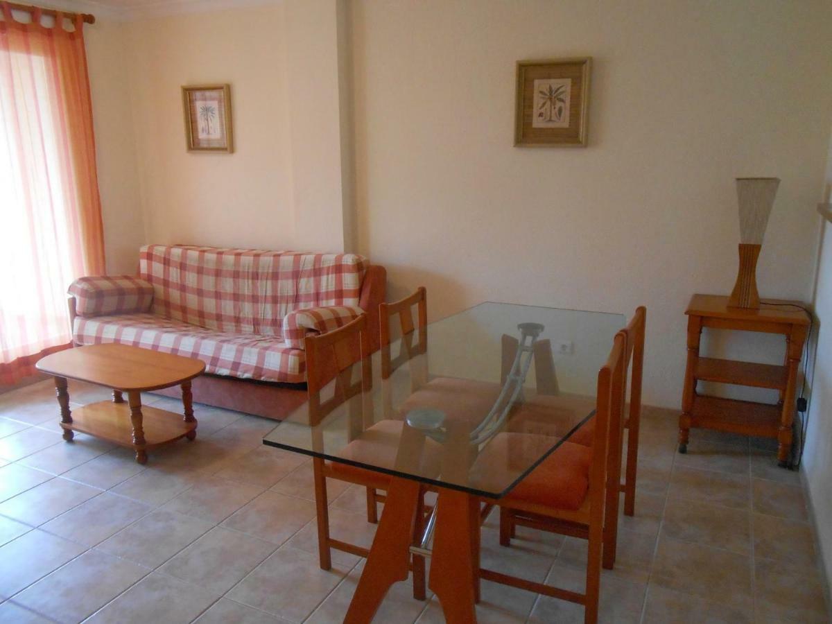 Solmar II Solo Familias Serviplaya ปลายา เด เซราโก ภายนอก รูปภาพ